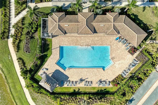 $510,000 | 447 Ibiza Loop, Venice, FL 34292