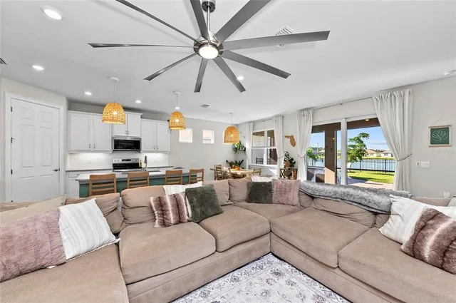 $510,000 | 447 Ibiza Loop, Venice, FL 34292