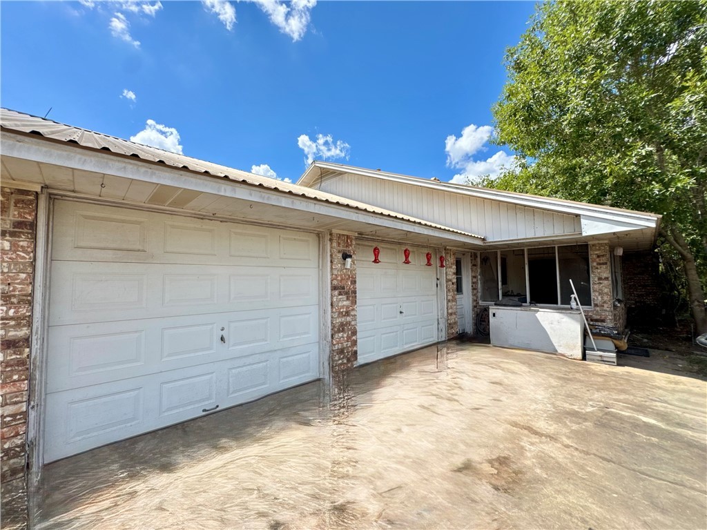 7611 Schramm Road La Grange, TX 78945 - Photo 6 of 30 a view of a house with a outdoor space