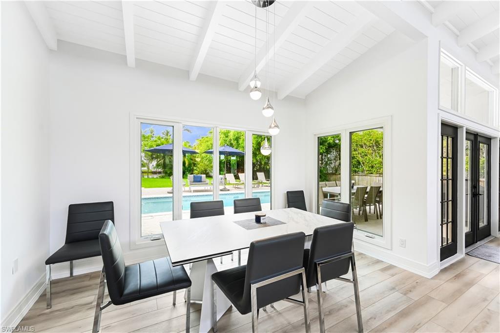 134 16th Avenue South Naples, FL 34102 - Photo 9 of 32 Dining Area