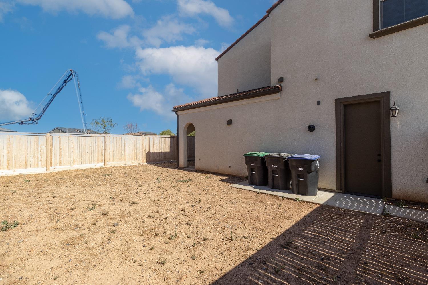 4344 Oak Knoll Road Madera, CA 93636 - Photo 32 of 33 a bed room with a bed