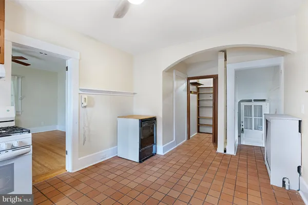 $3,800 | 219 Washington Street, Princeton, NJ 08540