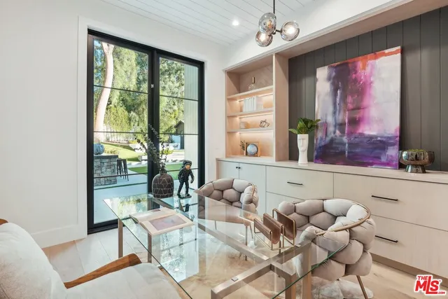 $36,500 | 5124 Calvin Avenue, Tarzana, CA 91356