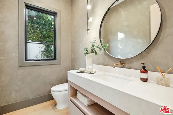 $36,500 | 5124 Calvin Avenue, Tarzana, CA 91356