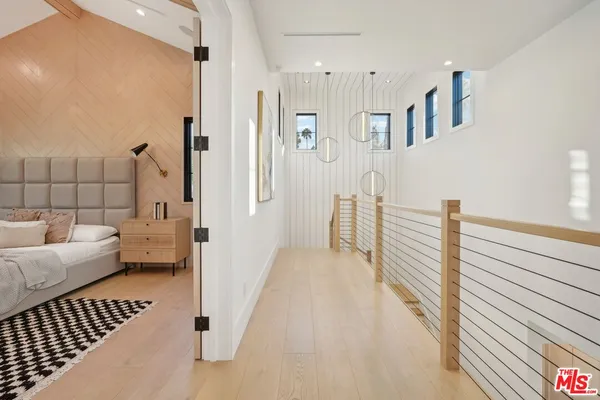 $36,500 | 5124 Calvin Avenue, Tarzana, CA 91356