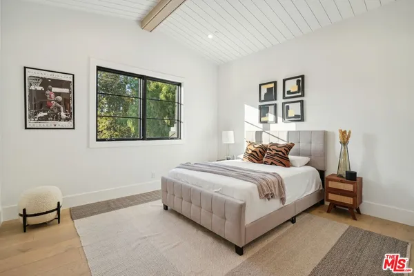 $36,500 | 5124 Calvin Avenue, Tarzana, CA 91356