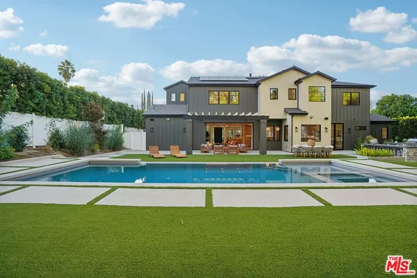 $36,500 | 5124 Calvin Avenue, Tarzana, CA 91356