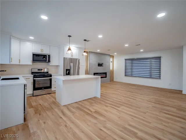 $2,650 | 4356 Cloverhill Court, Las Vegas, NV 89147