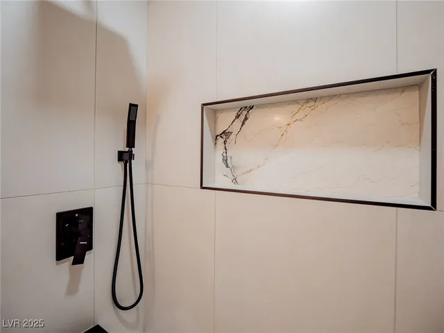 $2,650 | 4356 Cloverhill Court, Las Vegas, NV 89147