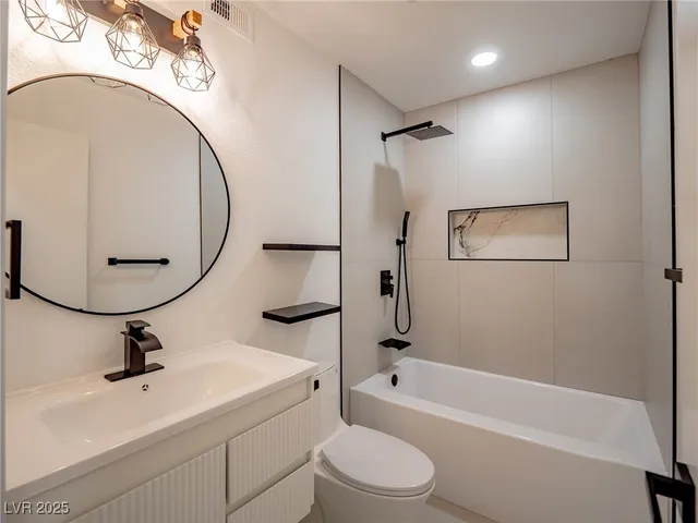 $2,650 | 4356 Cloverhill Court, Las Vegas, NV 89147