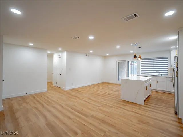 $2,650 | 4356 Cloverhill Court, Las Vegas, NV 89147