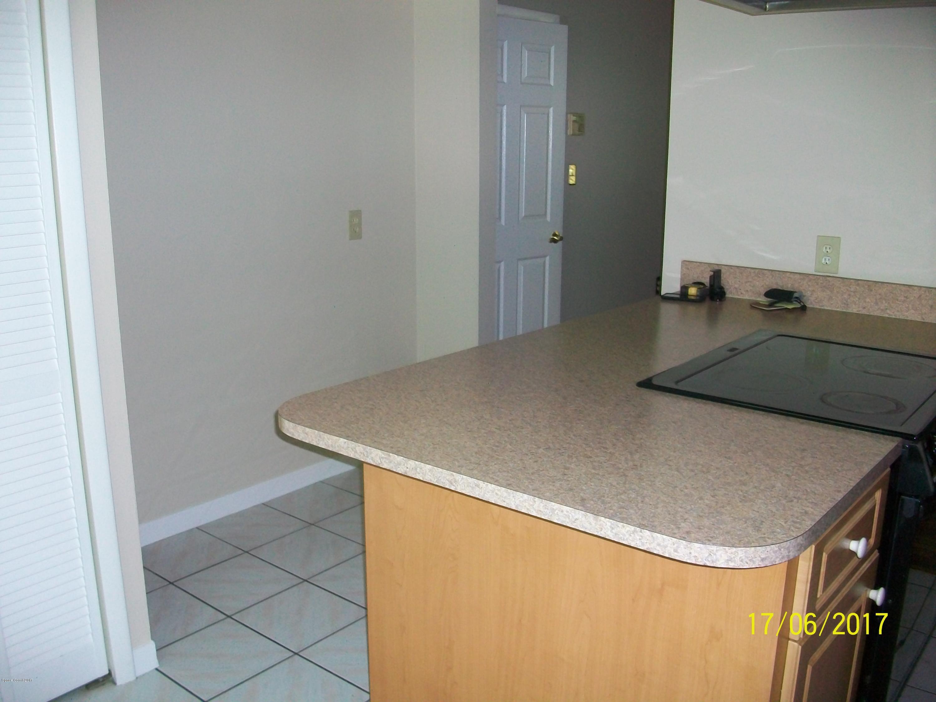 109 Tucson Road Southwest Palm Bay, FL 32908 - Photo 9 of 31 2017-06-17 11.21.32