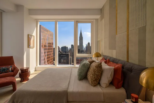 $2,795,000 | 138 East 50th Street, Unit 51B | Midtown East