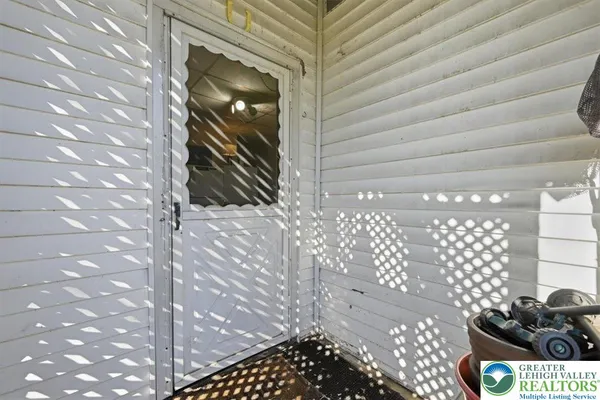 $139,900 | 22 Schoolhouse Lane, Wilkes Barre, PA 18702