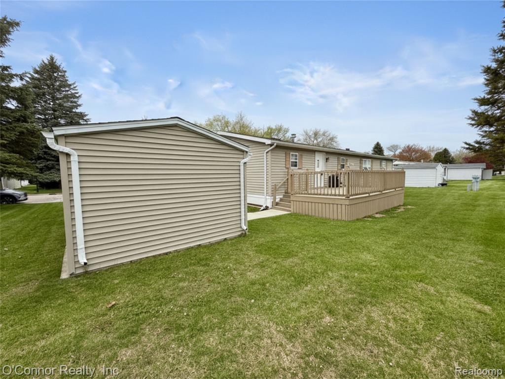 3333 Ravenswood Road, Unit 61 Marysville, MI 48040 - Photo 17 of 18