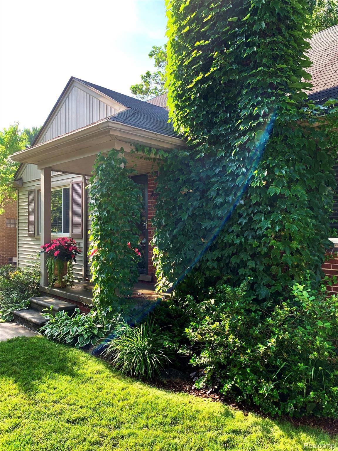 2396 Pembroke Road Birmingham, MI 48009 - Photo 2 of 54 EXTERIOR 5.jpg