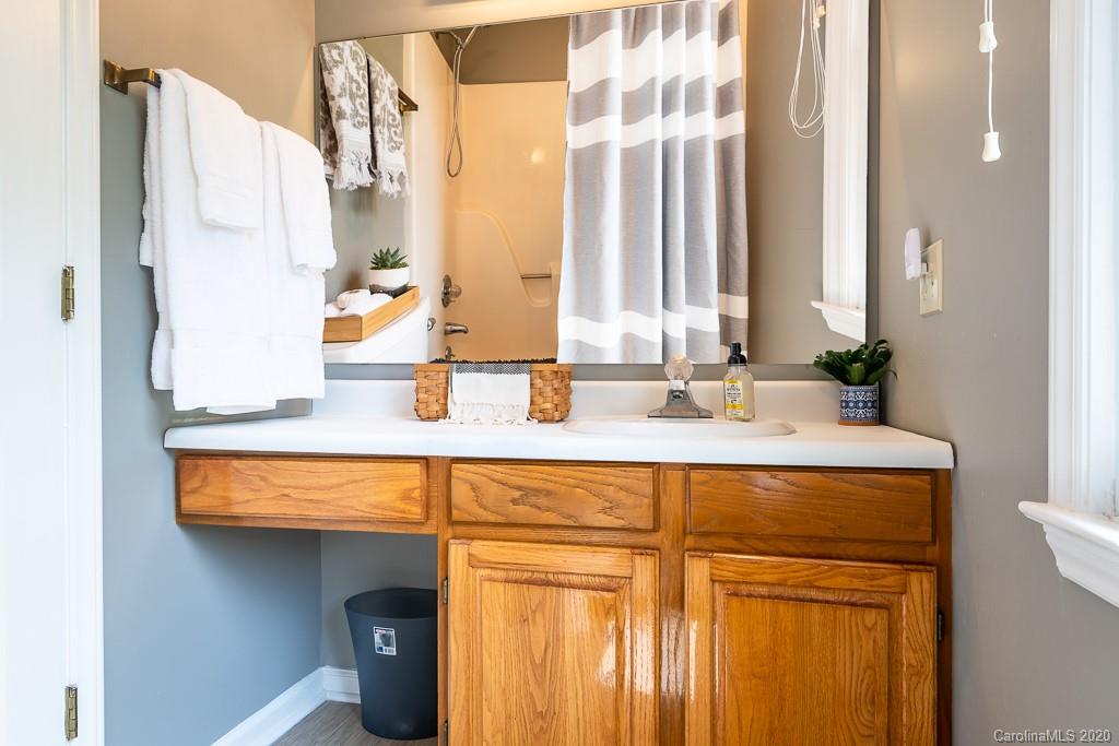 2001 Charden Road Davidson, NC 28036 - Photo 20 of 34 Gallery Image 20