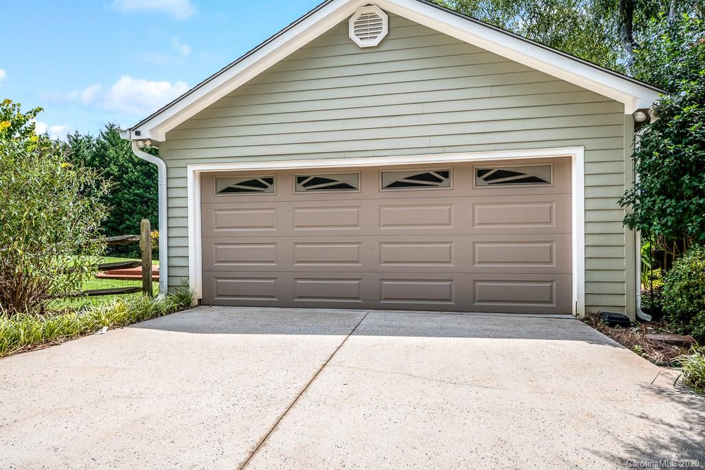 2001 Charden Road Davidson, NC 28036 - Photo 25 of 34 Gallery Image 25