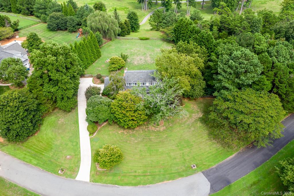 2001 Charden Road Davidson, NC 28036 - Photo 31 of 34 Gallery Image 31