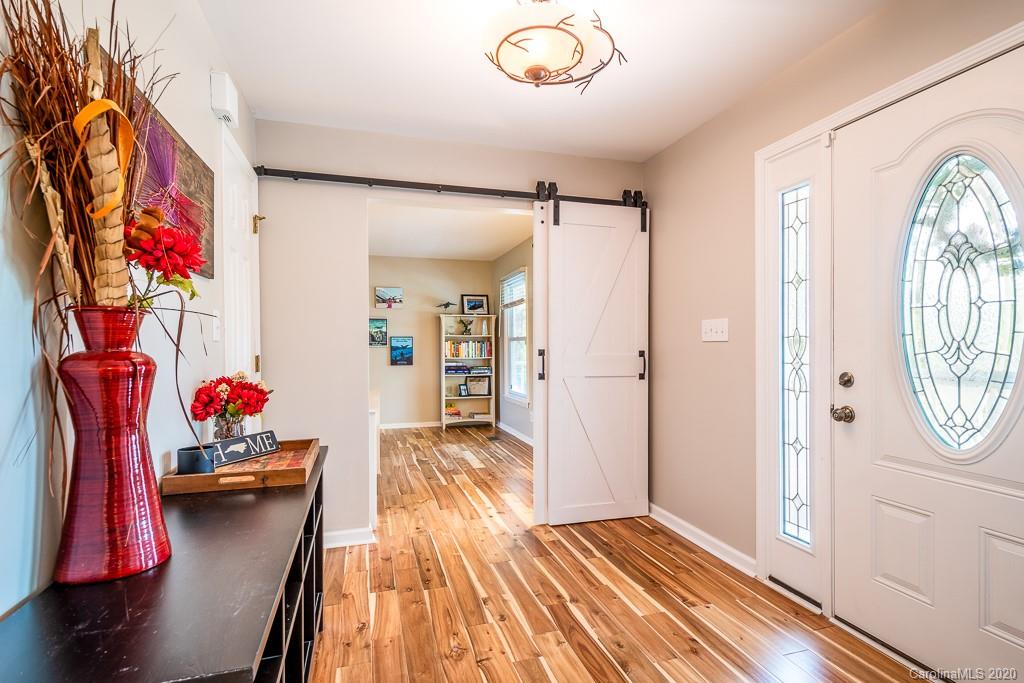 2001 Charden Road Davidson, NC 28036 - Photo 5 of 34 Gallery Image 5