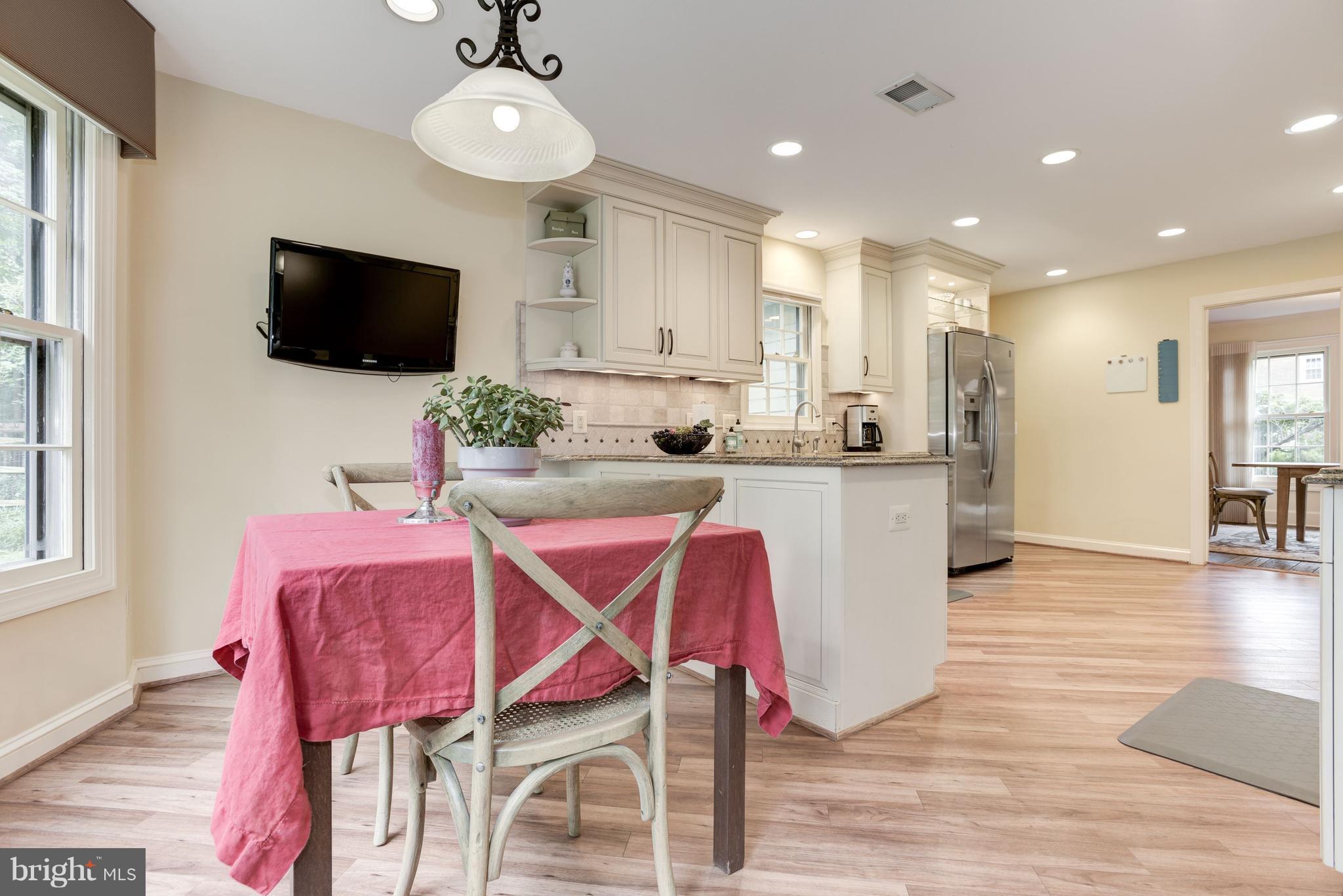2607 Mountain Laurel Place Reston, VA 20191 - Photo 10 of 30 Kitchen