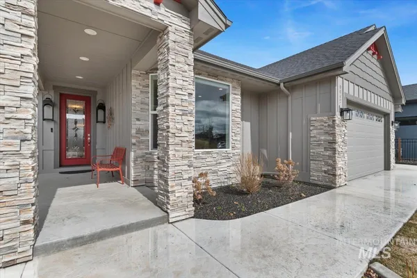 $799,900 | 8042 West Decathlon Street, Eagle, ID 83616