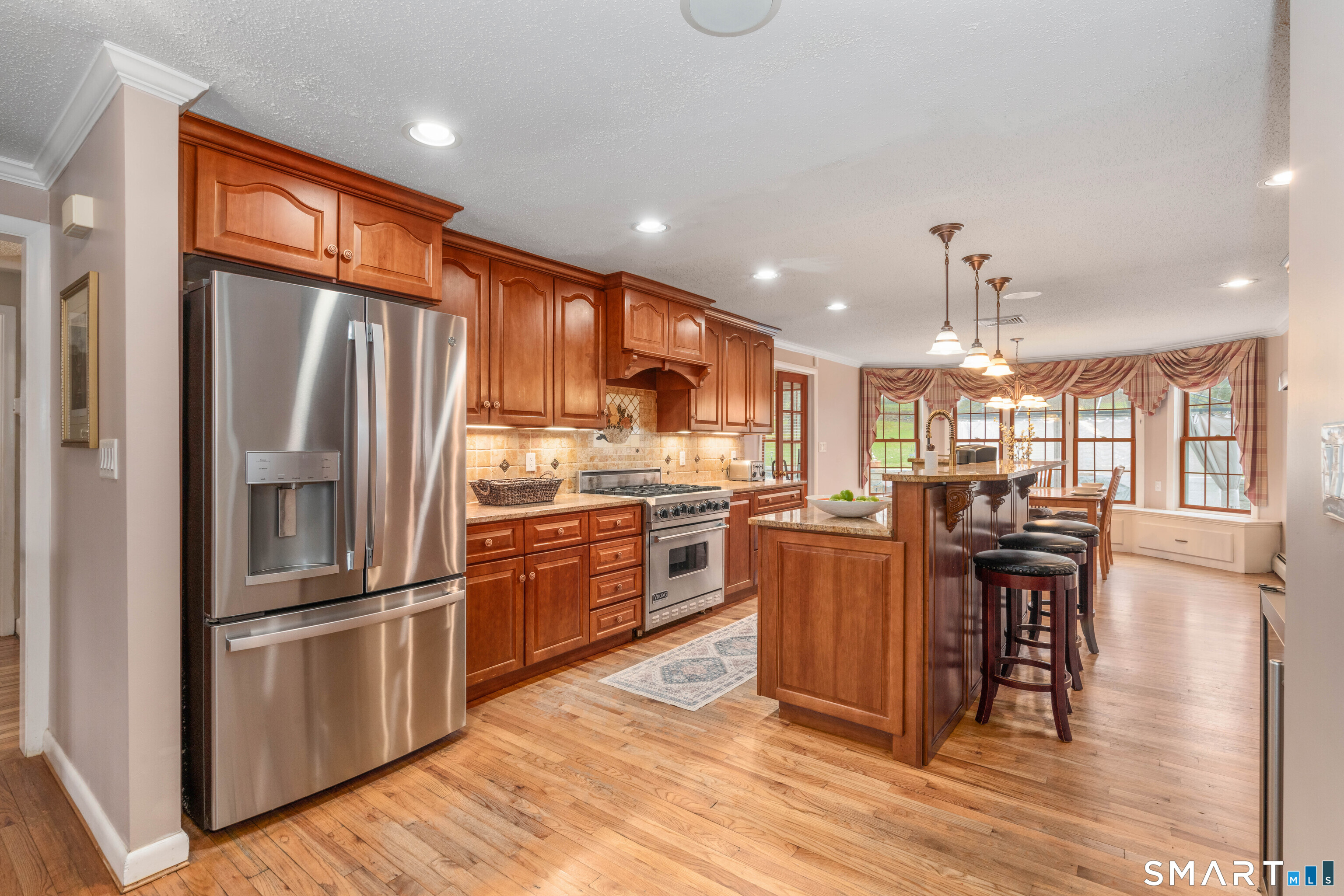 243 Terry Road Hartford, CT 06105 - Photo 11 of 40