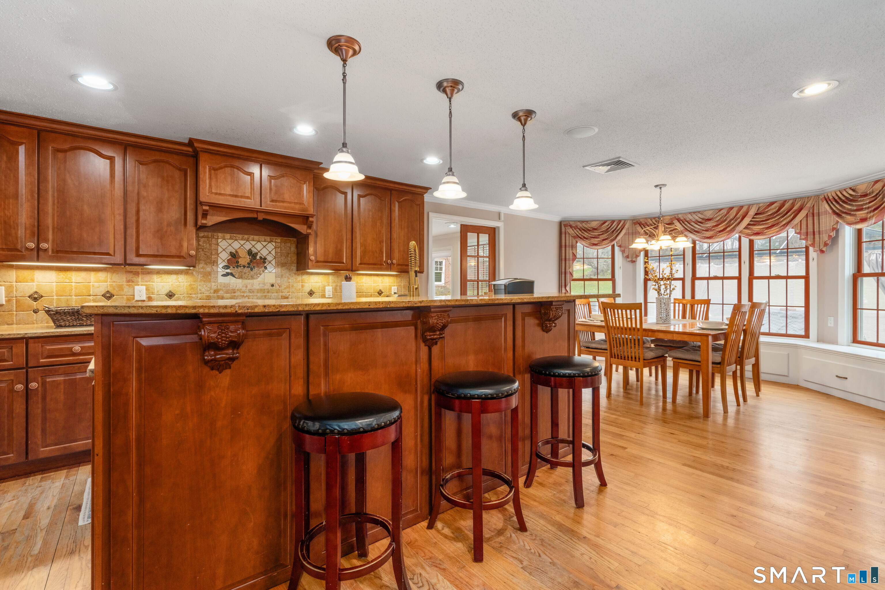 243 Terry Road Hartford, CT 06105 - Photo 12 of 40