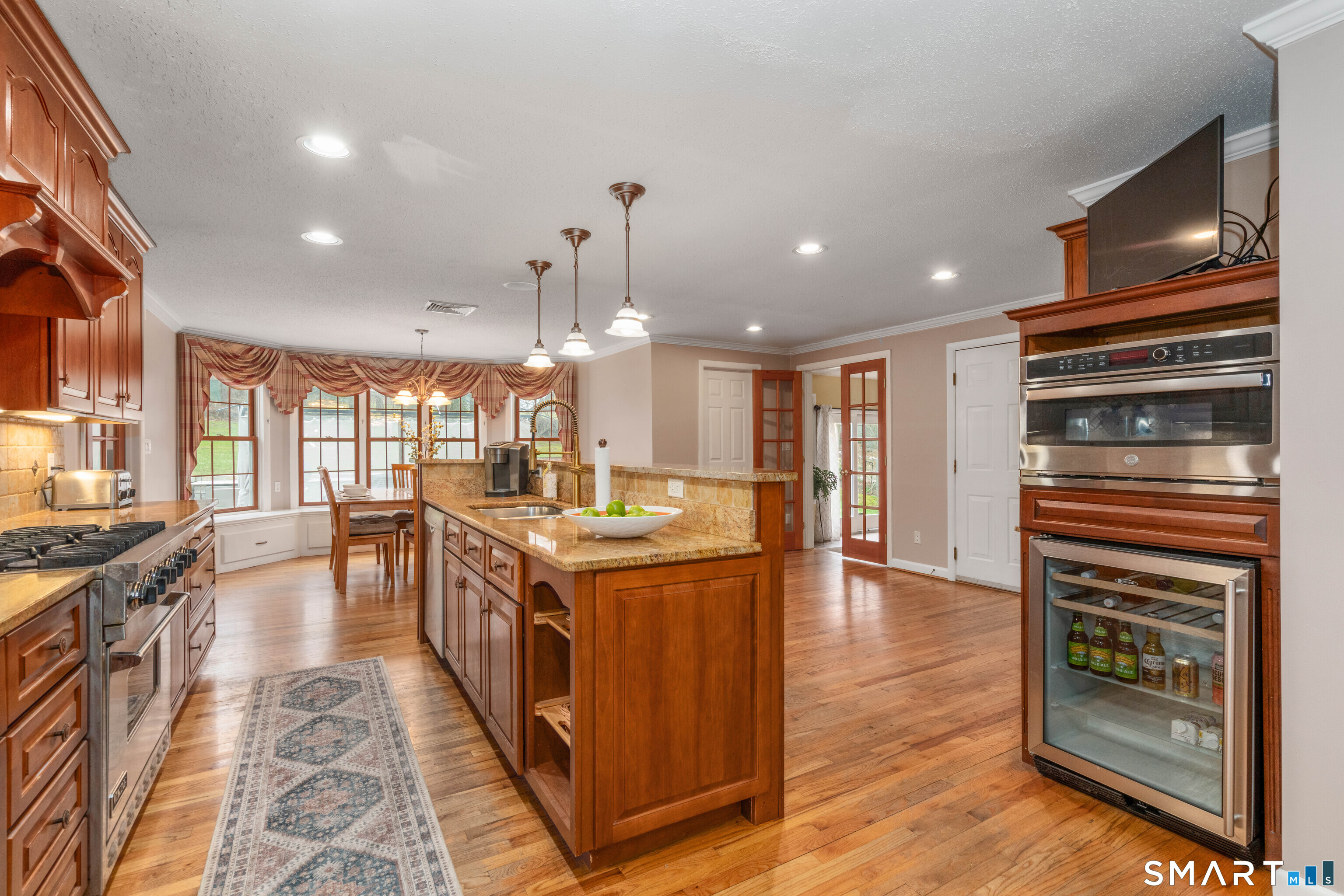 243 Terry Road Hartford, CT 06105 - Photo 15 of 40