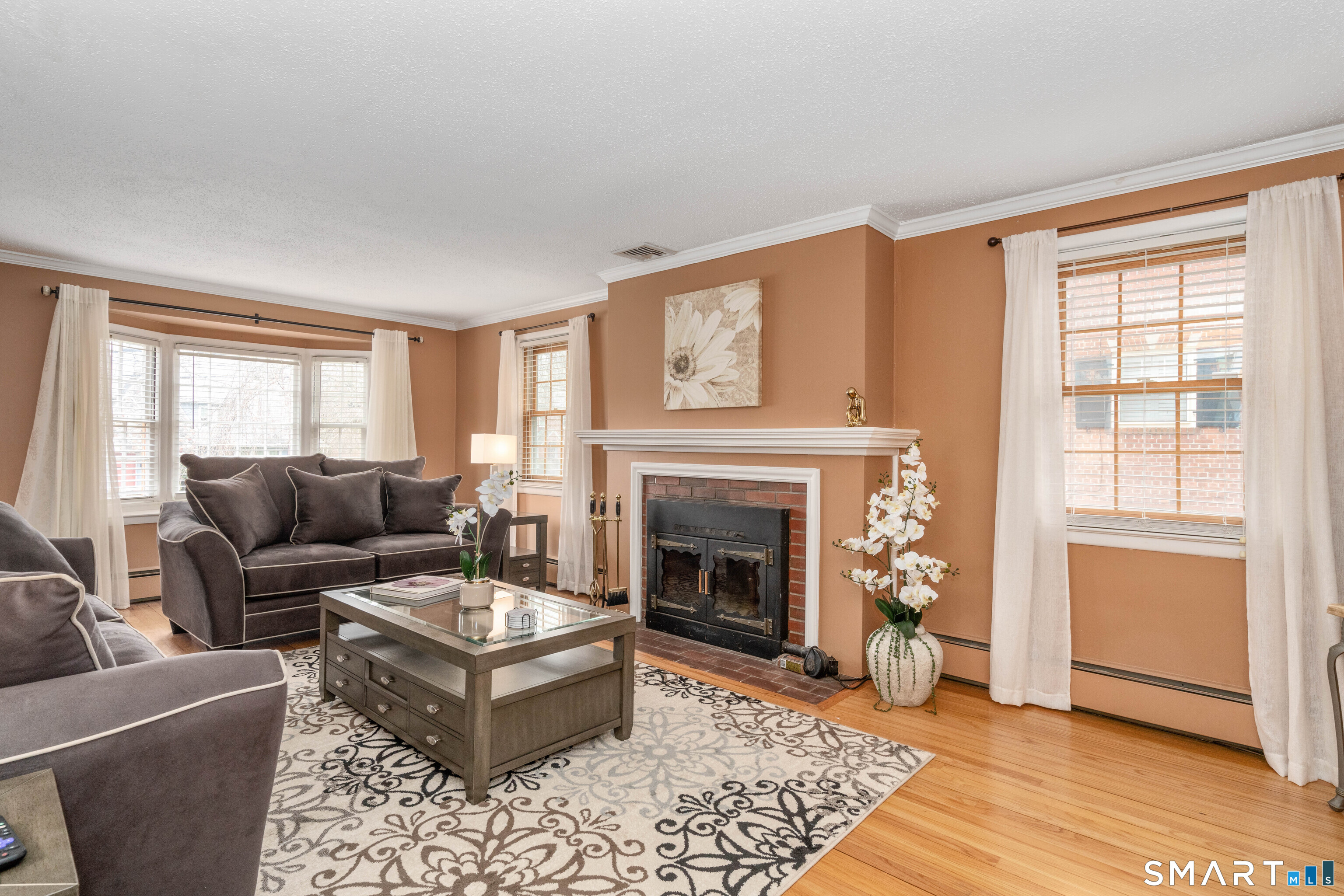 243 Terry Road Hartford, CT 06105 - Photo 5 of 40