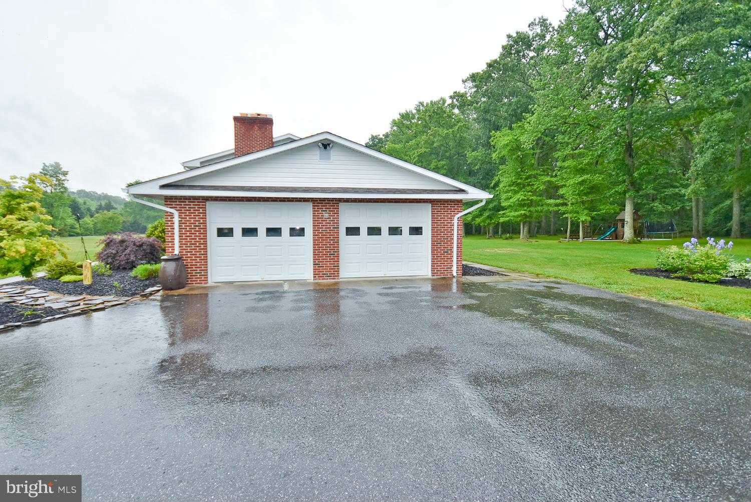 3150 Carroll Road Huntingtown, MD 20639 - Photo 25 of 30 Attached 2 Car Garage