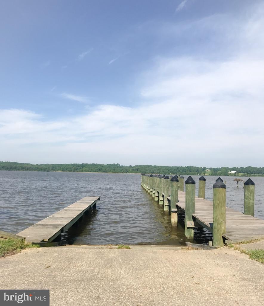 3150 Carroll Road Huntingtown, MD 20639 - Photo 27 of 30 Community Boat Ramp & Pier