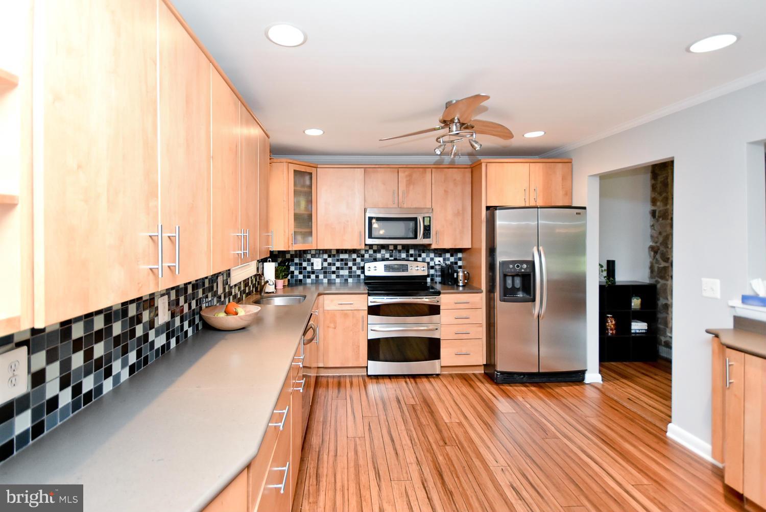 3150 Carroll Road Huntingtown, MD 20639 - Photo 7 of 30 Stainless Steel Appliances