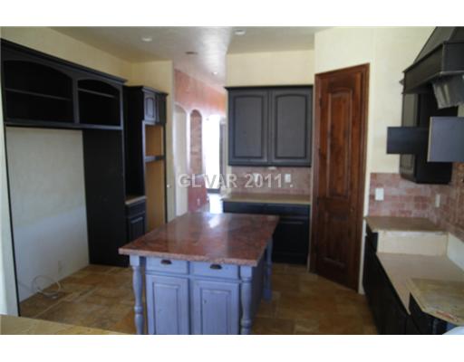 211 Foxhall Road Henderson, NV 89002 - Photo 3 of 13 Property Photo.