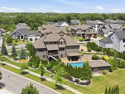 $1,025,000 | 863 Sylvia Lane, Crown Point, IN 46307
