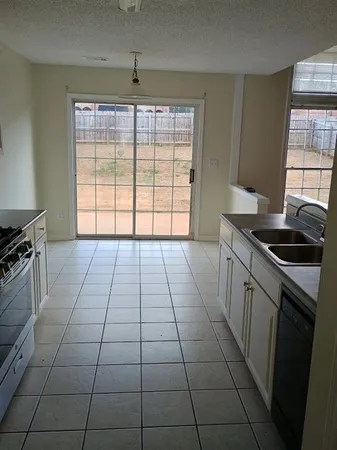 $2,160 | 3210 Binghampton Lane, Lawrenceville, GA 30044