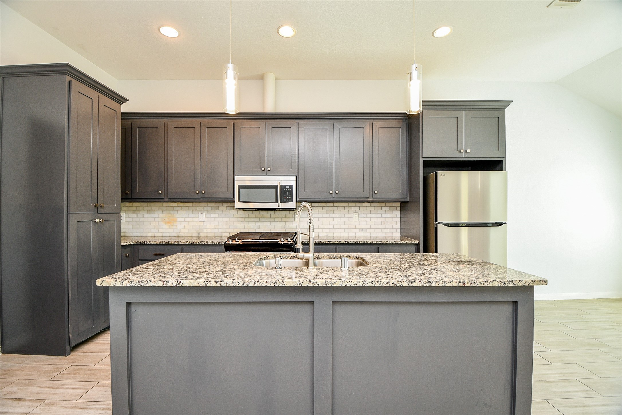 6747 England Street, Unit A Houston, TX 77021 - Photo 5 of 32