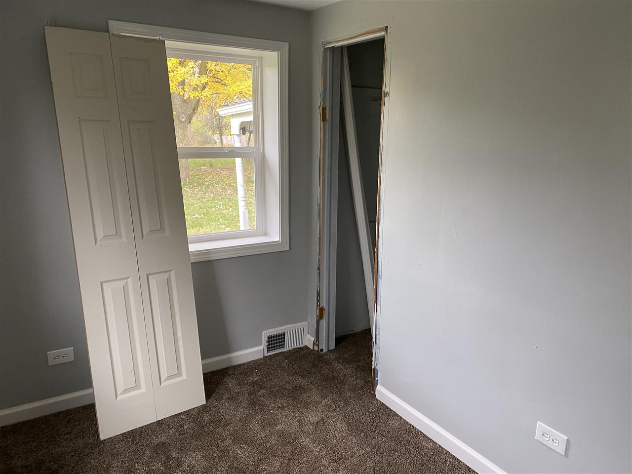 3155 North Jennings Road Flint, MI 48504 - Photo 12 of 24 50028061-11.JPG