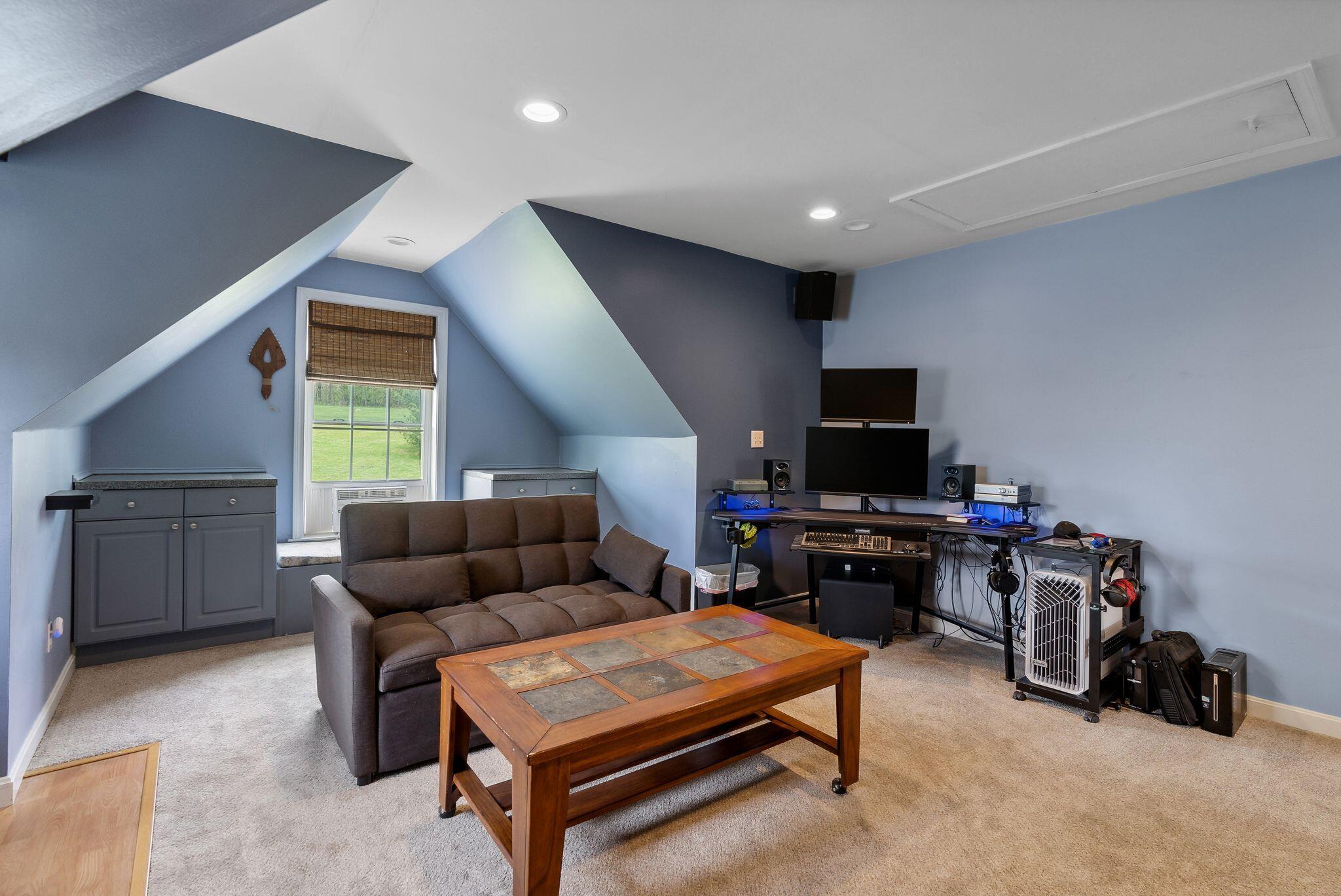 23 Lyndsay Road Sanford, ME 04073 - Photo 25 of 40 bonus space!