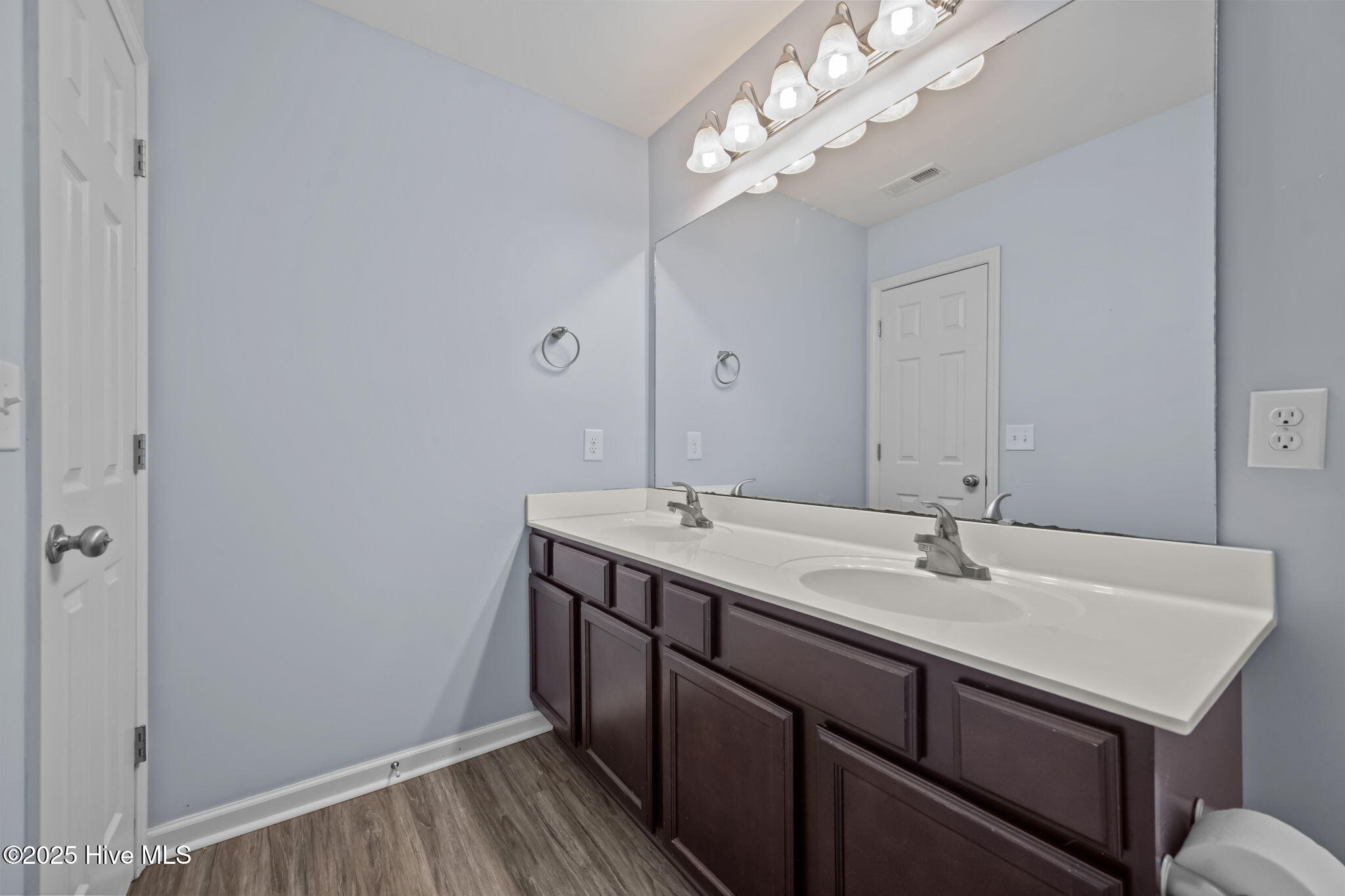 331 First Post Road Jacksonville, NC 28546 - Photo 21 of 55 Primary Bathroom