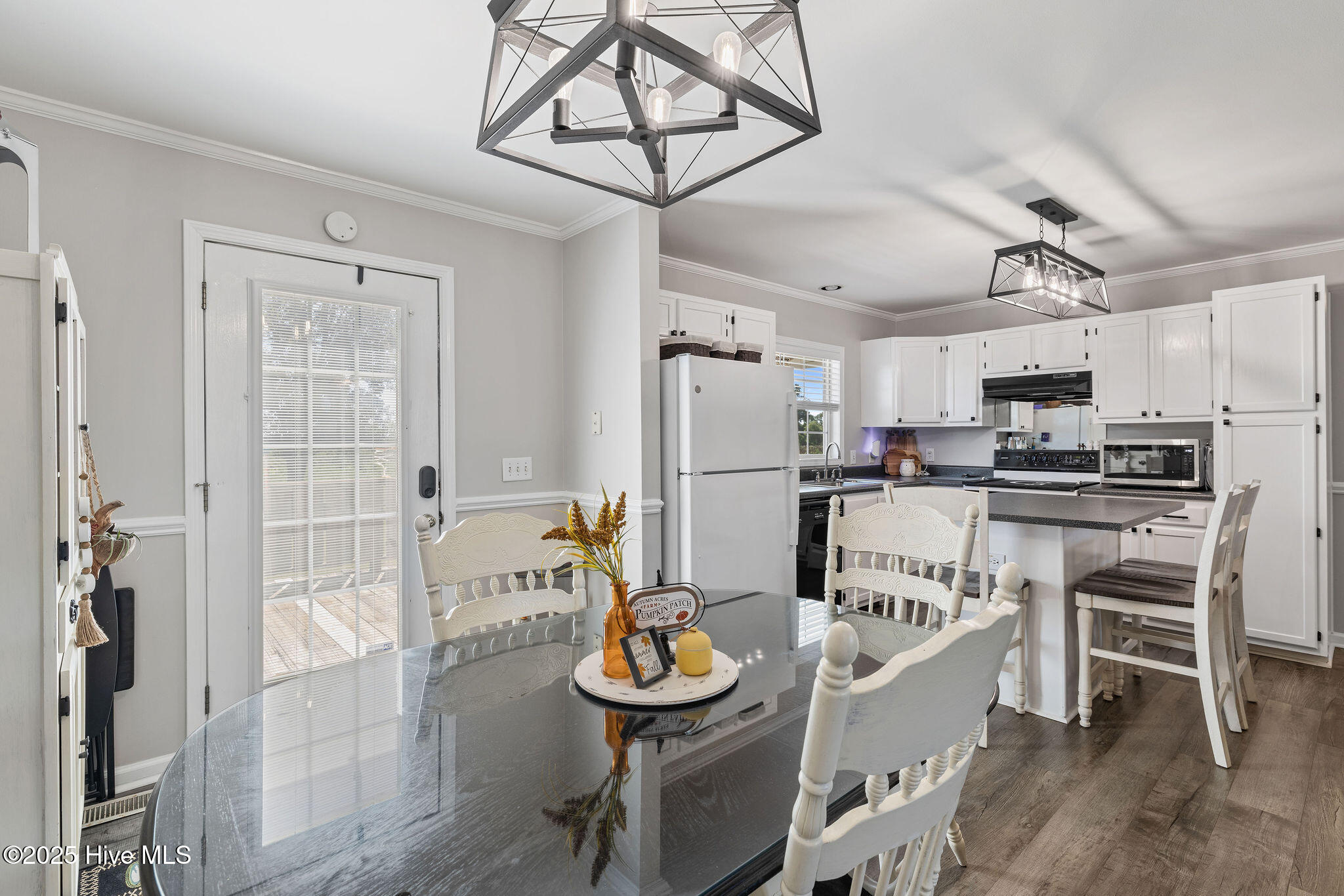 2719 Oberry Road Mount Olive, NC 28365 - Photo 8 of 27 5T5A5666