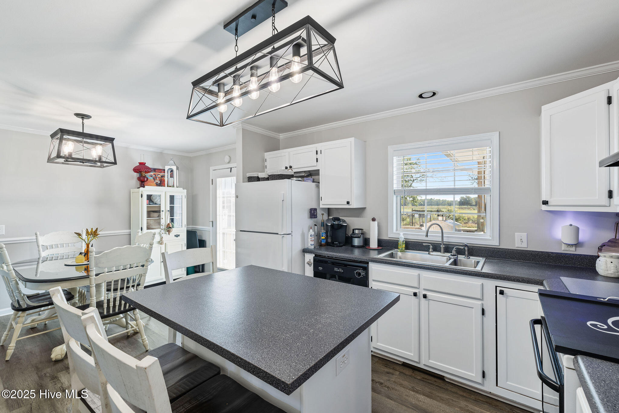 2719 Oberry Road Mount Olive, NC 28365 - Photo 9 of 27 5T5A5706