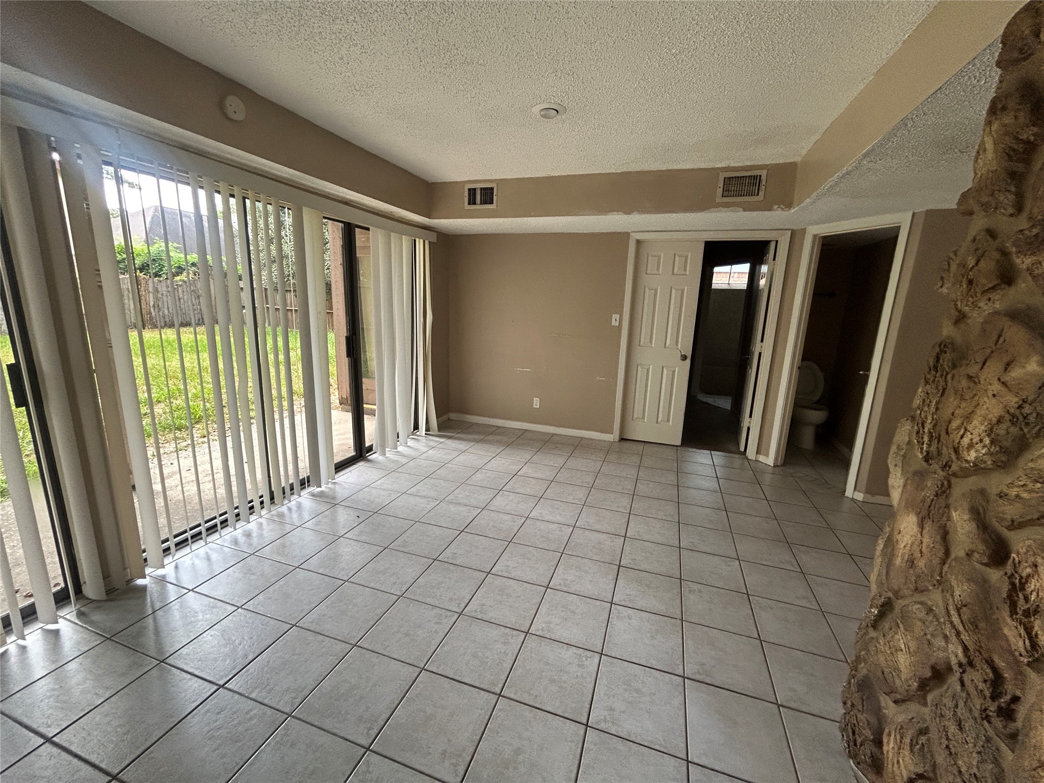 19427 Enchanted Spring Drive Spring, TX 77388 - Photo 5 of 19 Gallery Image 5