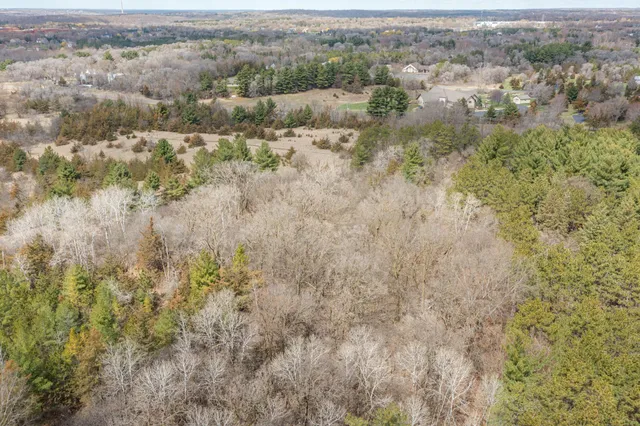 $174,900 | Xxx Crosby Drive, Hudson, WI 54016