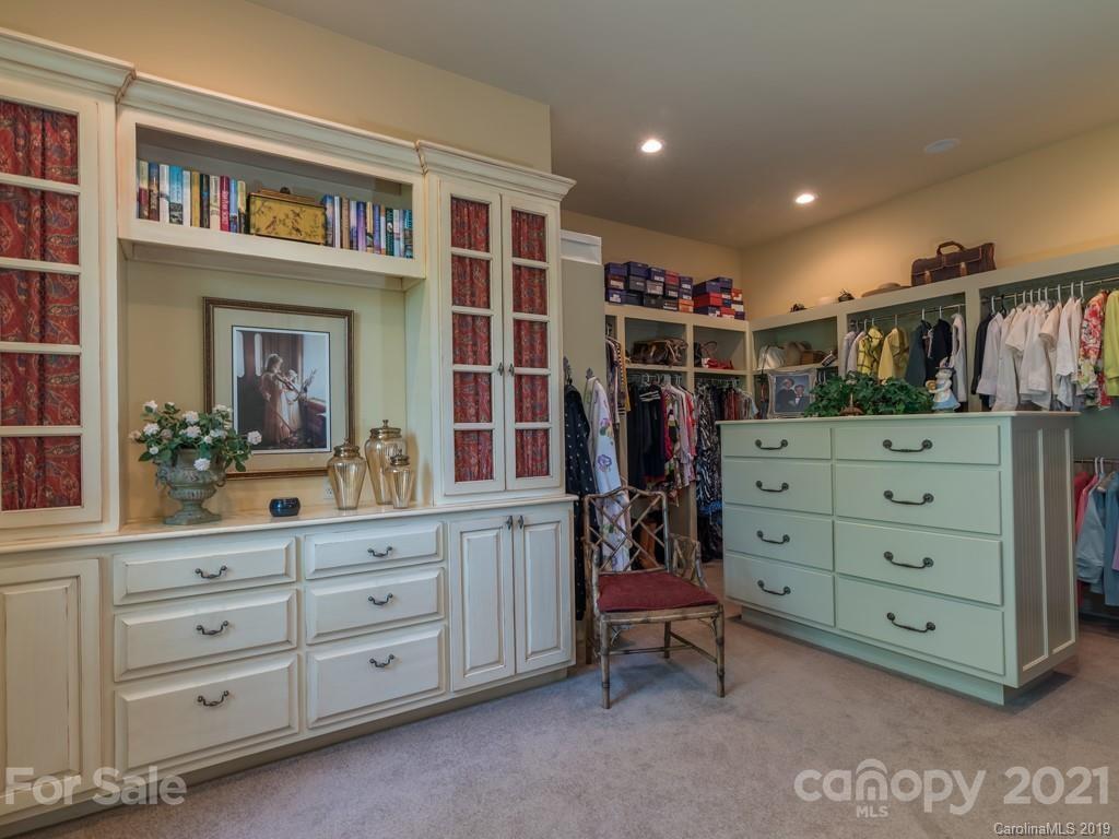 501 High Cliffs Road Hendersonville, NC 28739 - Photo 19 of 36 Gallery Image 19