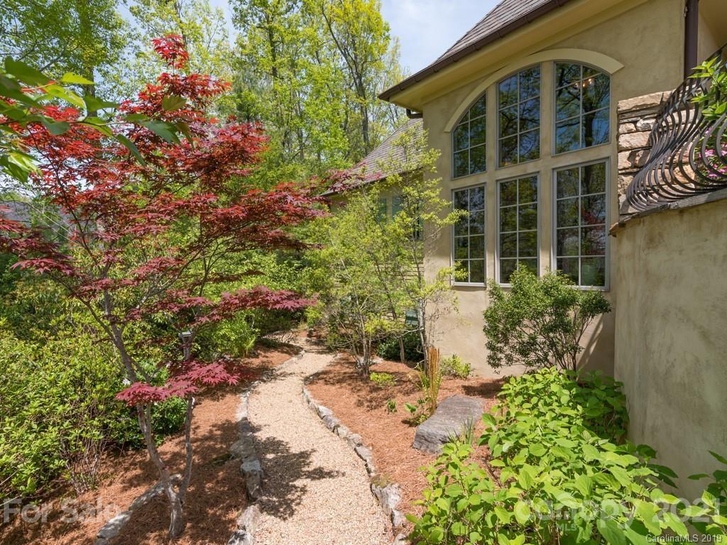 501 High Cliffs Road Hendersonville, NC 28739 - Photo 35 of 36 Gallery Image 35