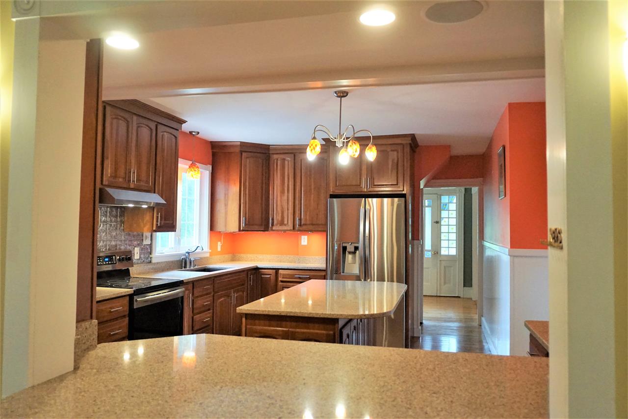 269 Kennard Road Manchester, NH 03104 - Photo 12 of 35