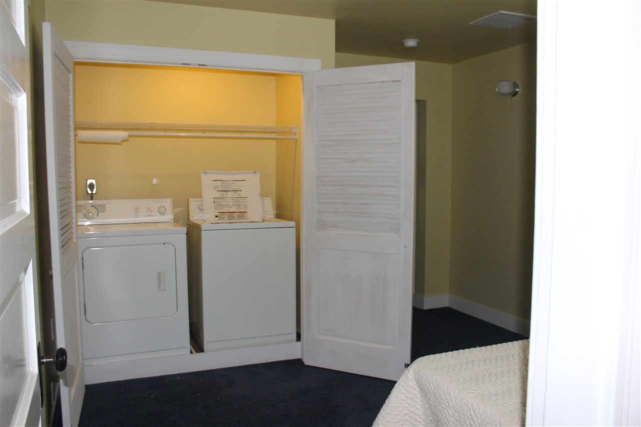 269 Kennard Road Manchester, NH 03104 - Photo 22 of 35