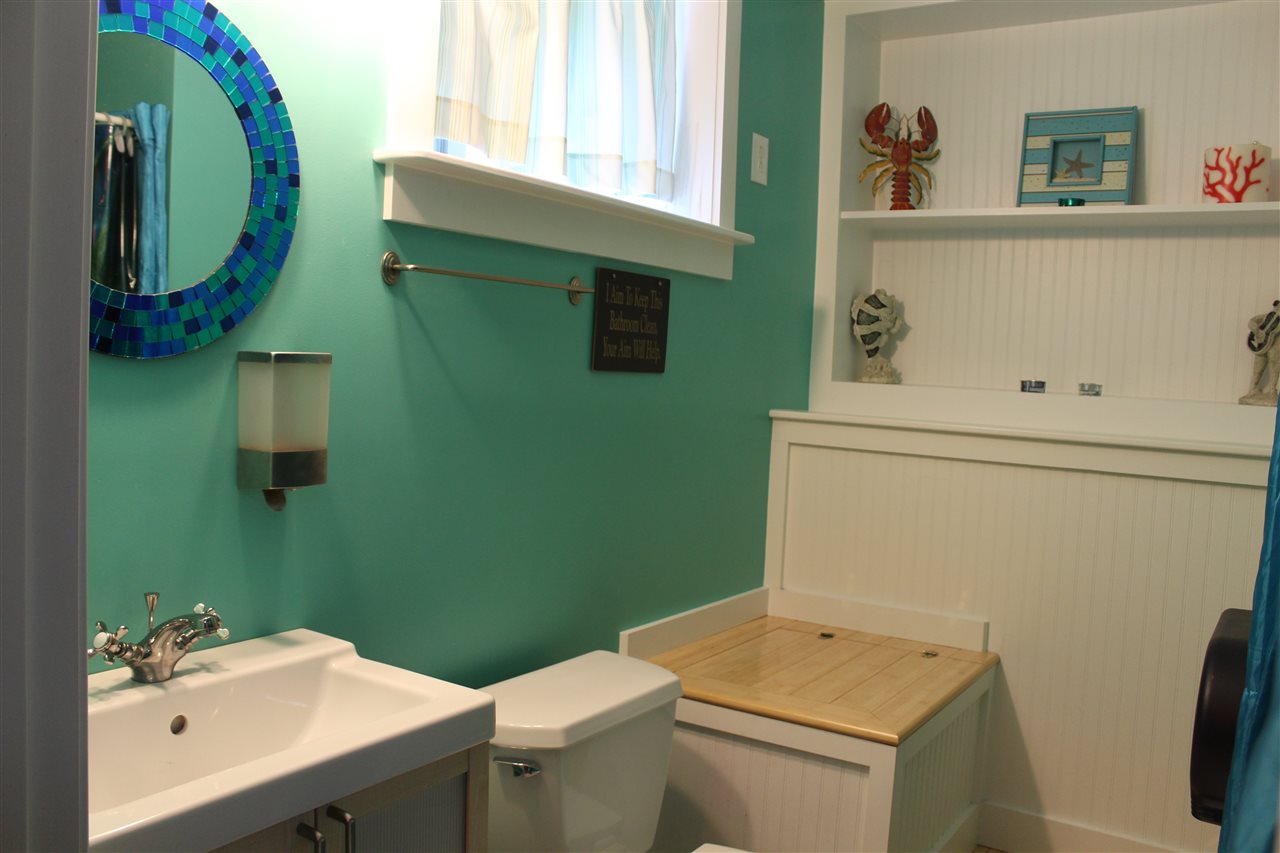 269 Kennard Road Manchester, NH 03104 - Photo 31 of 35