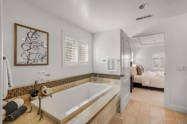 $2,975,000 | 290 Oakview Drive, San Carlos, CA 94070